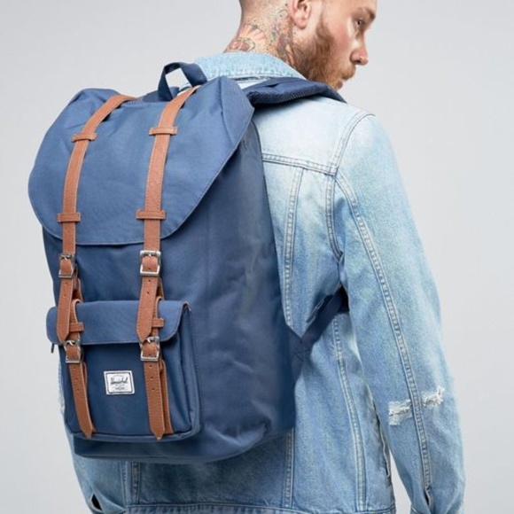 herschel little america backpack navy